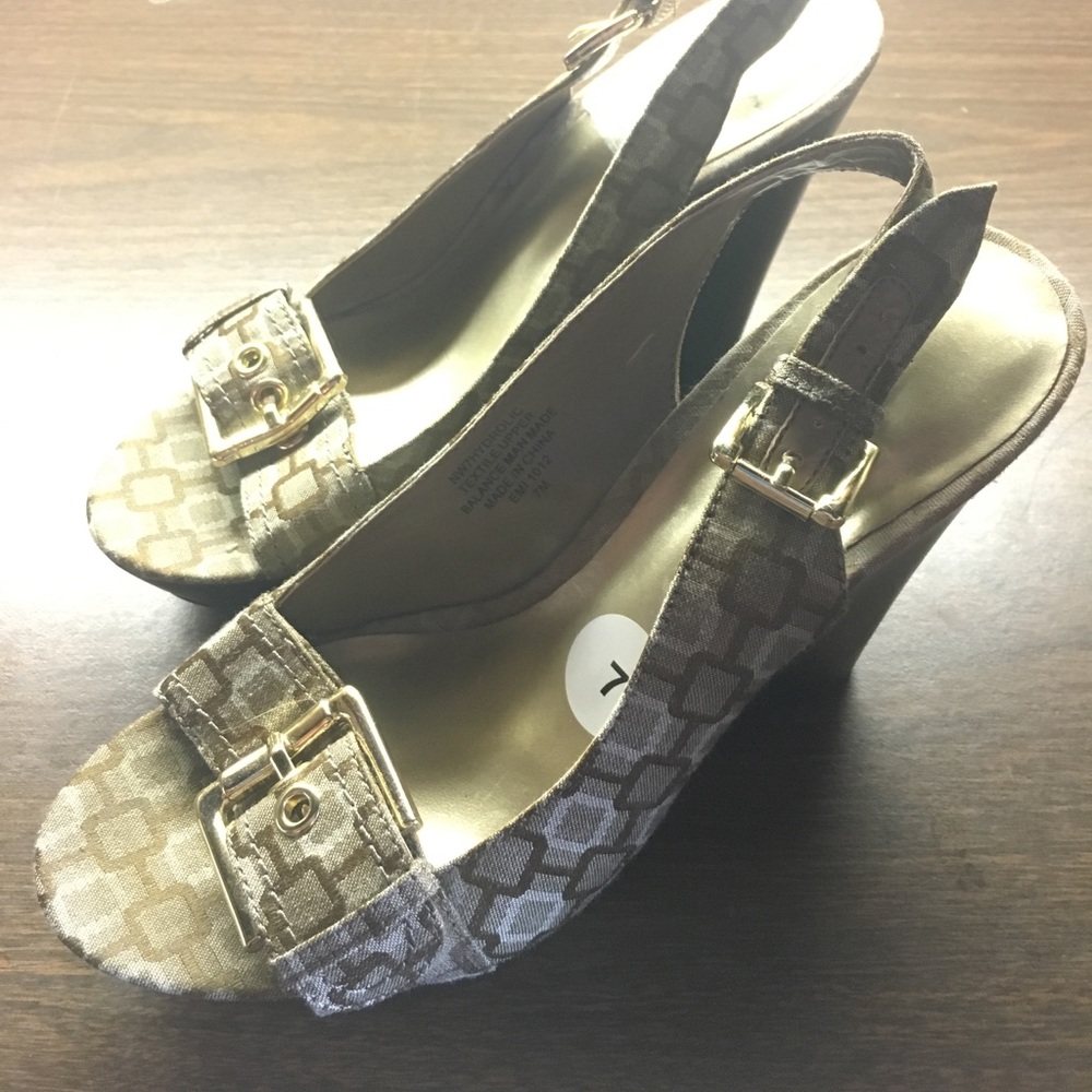 Nine West Brown heels