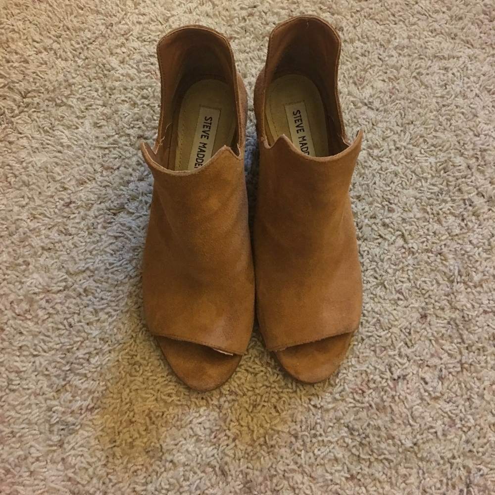 Steve Madden Peak a Boo Heels