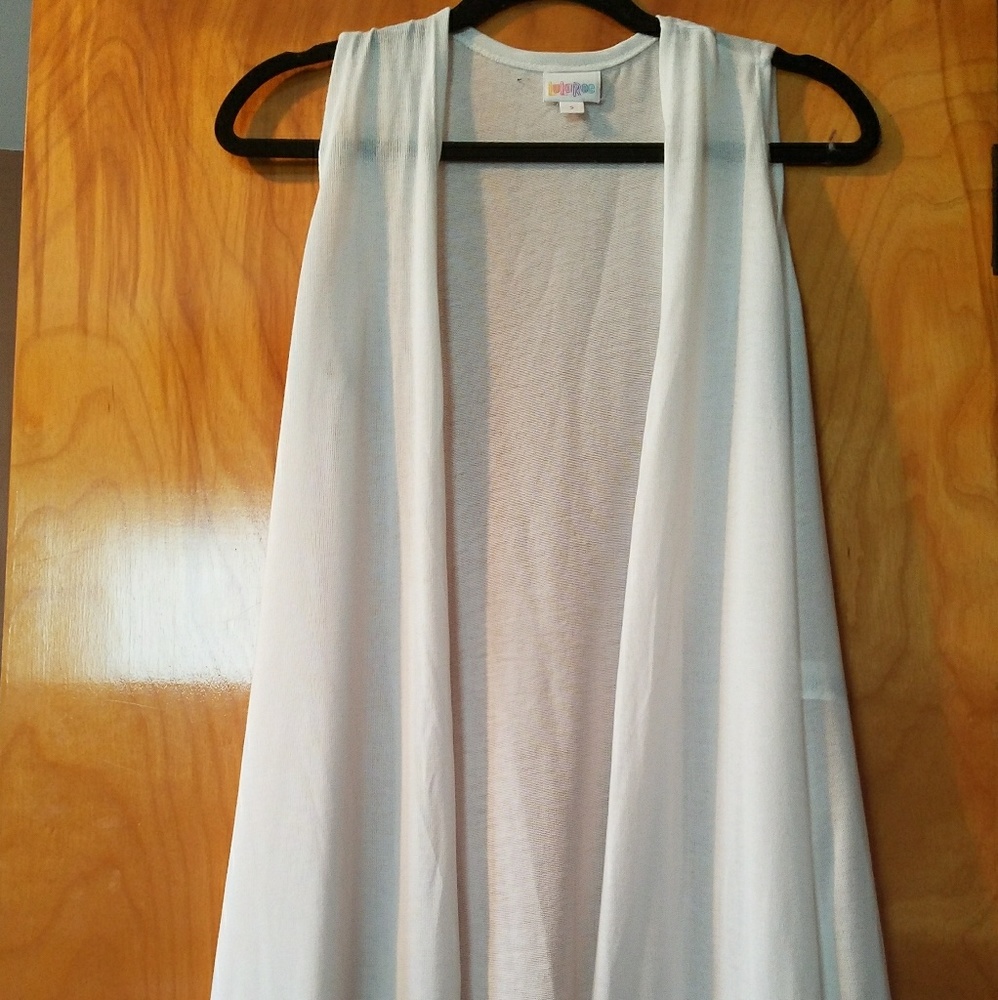 LULAROE SIZE SMALL WHITE JOY