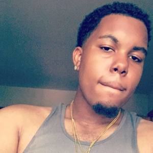 Meet your Posher, Ace