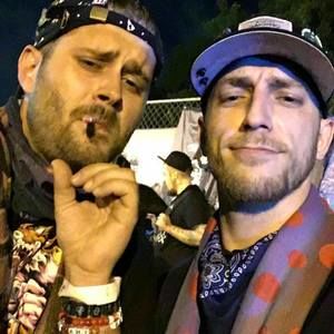 Meet your Posher, Travis