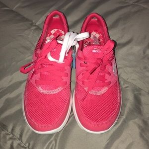 Skechers golf walk shoes