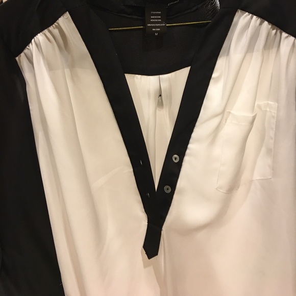 SALE FINAL NWOT boutique black/white top - Picture 3 of 4
