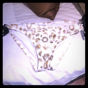 Victoria Secret white & gold leopard print bottoms