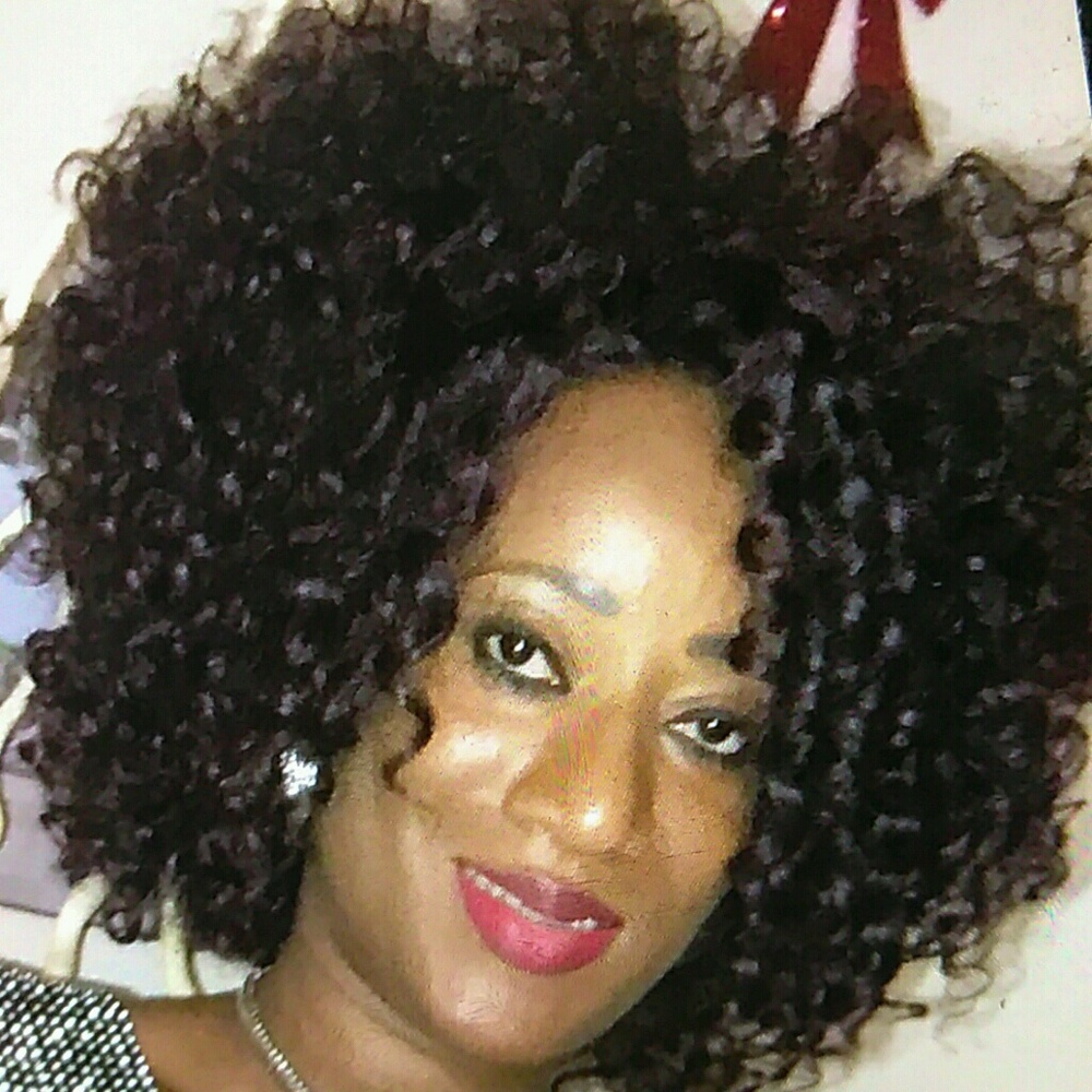 Meet your Posher, Rokhaya