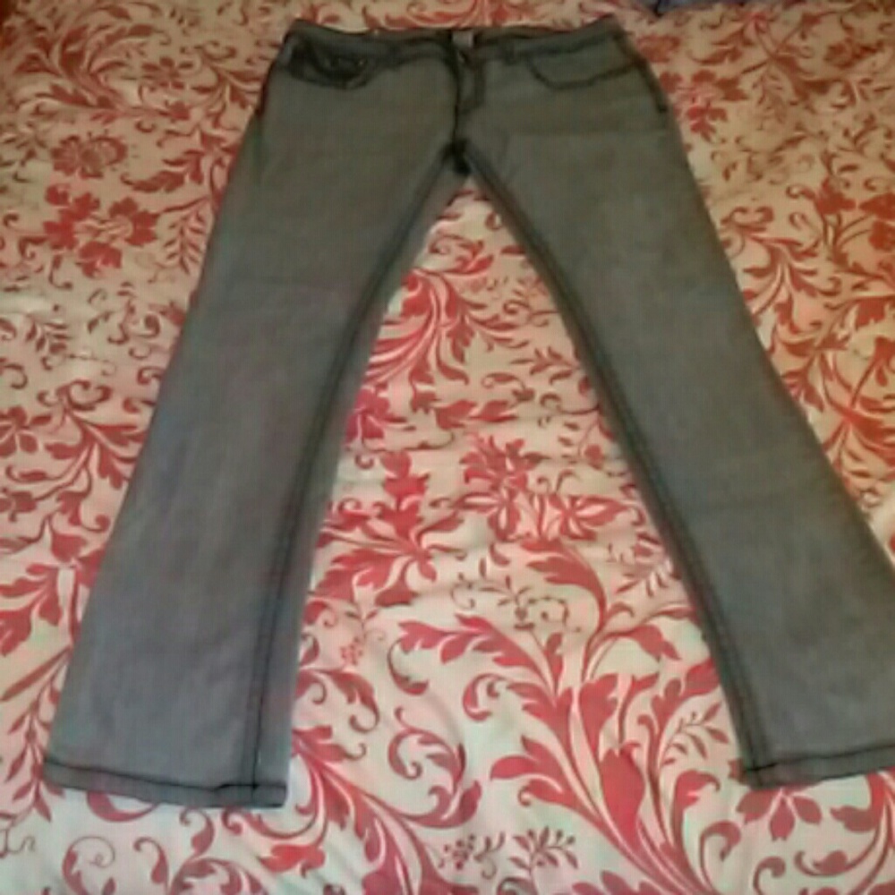 Red rivet skinnies size 13
