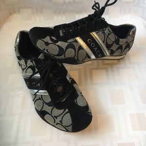 Coach EUC black/grey/silver Q582 Jayme 5.5