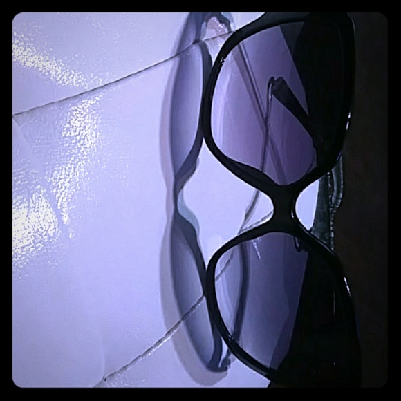 Sunglasses - Picture 1 of 4