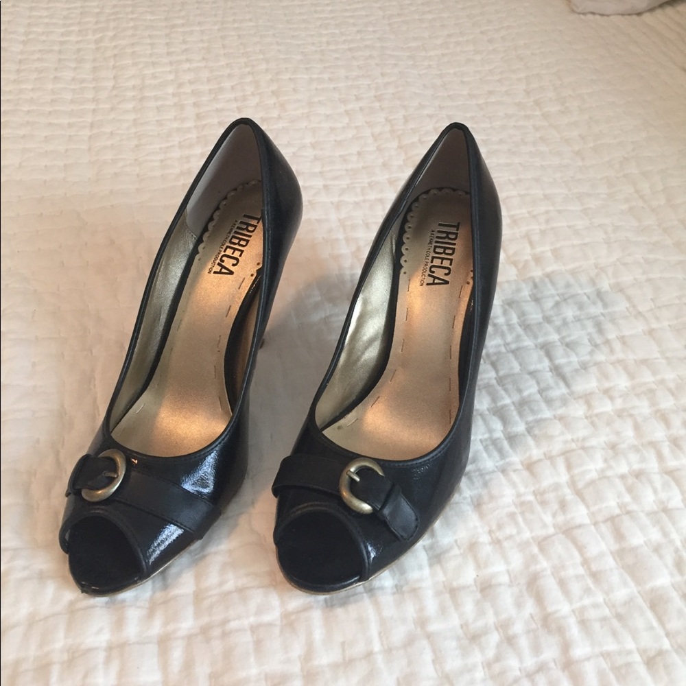Kenneth Cole black peep toe pumps