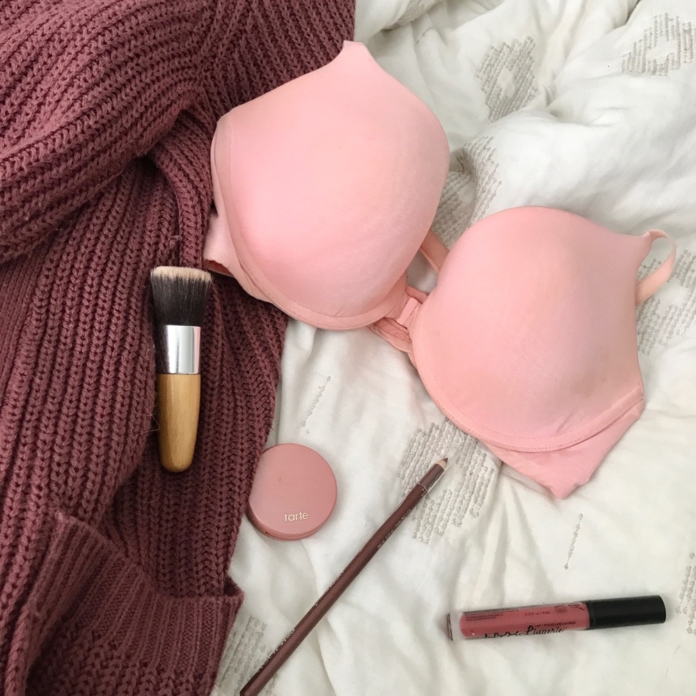 Victoria Secret  T-Back/ Front Close Bra
