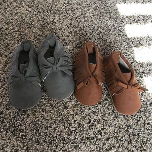 Two pairs of old navy shoes 0-3 months