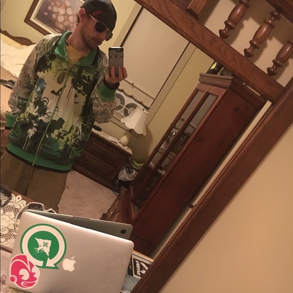 Meet your Posher, Jason - Picture 4 of 4