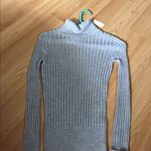 NEW! Long sleeve turtleneck