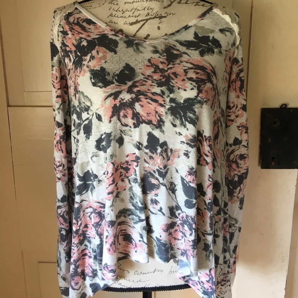 long sleeve Abercrombie and Fitch top size s