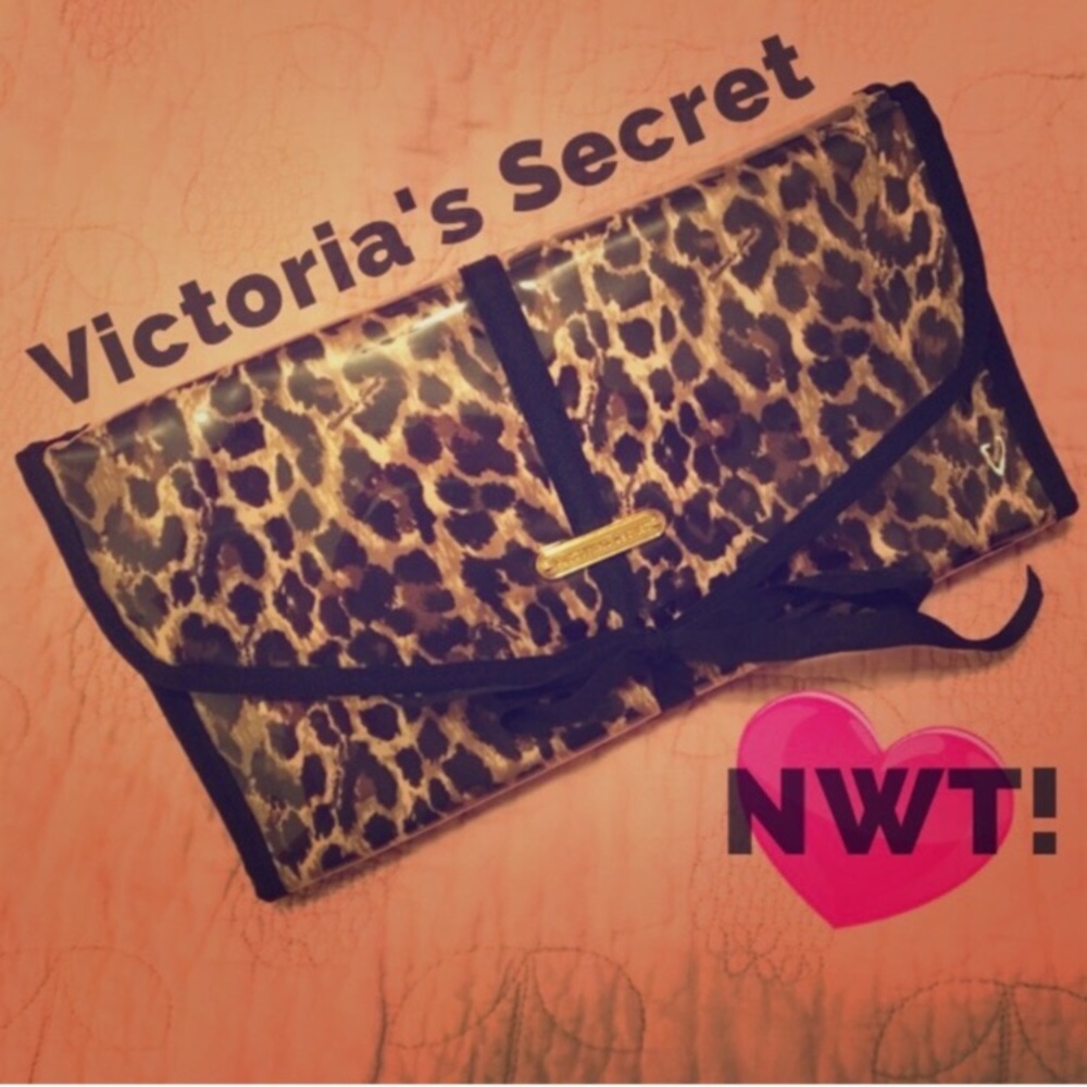 LAST ONE! VS Leopard & Lace Travel Bag - Picture 1 of 7