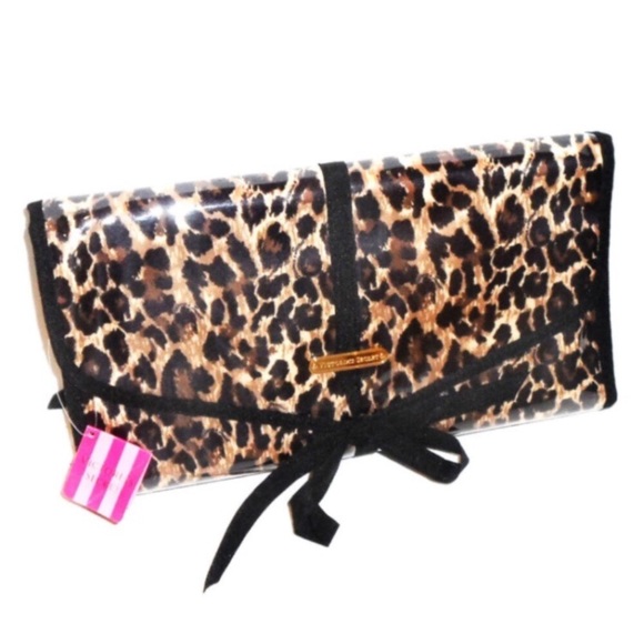 LAST ONE! VS Leopard & Lace Travel Bag - Picture 2 of 7