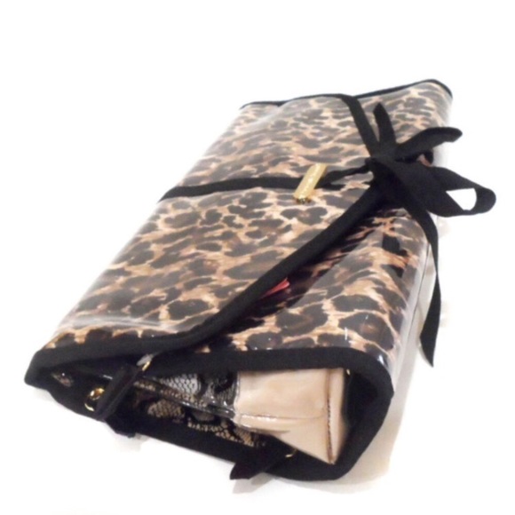 LAST ONE! VS Leopard & Lace Travel Bag - Picture 3 of 7