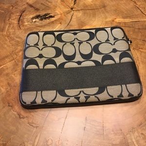 Classic Coach 14"x10" laptop case
