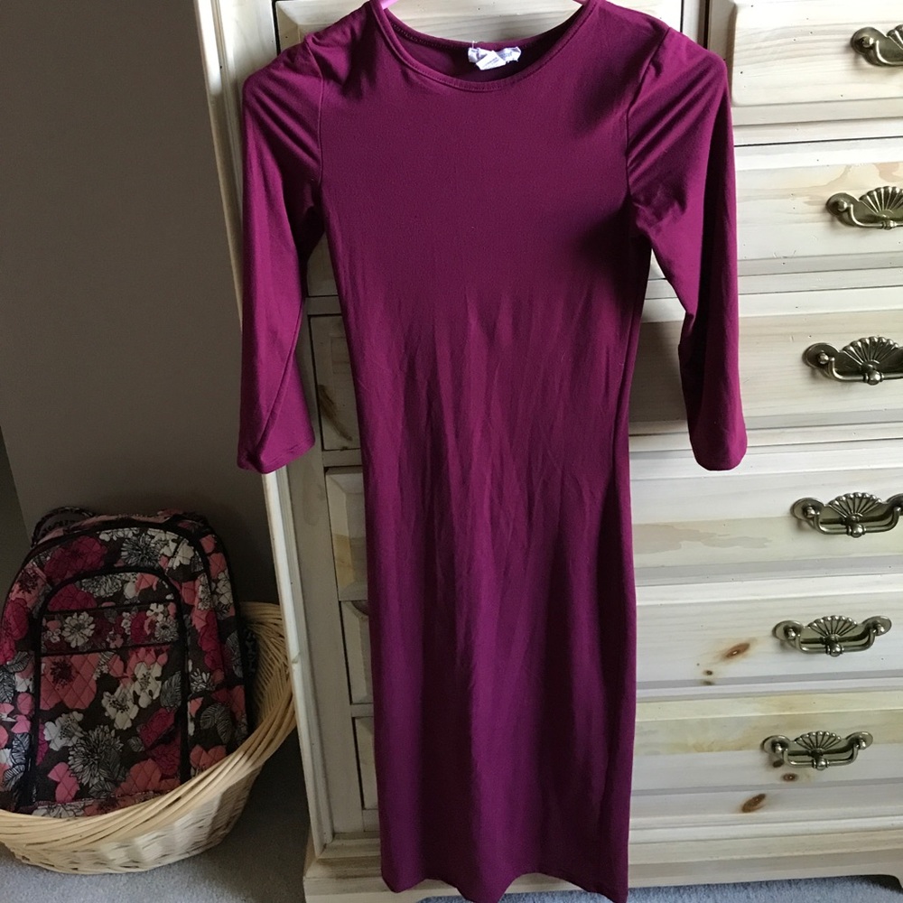 Wine color bodycon dress