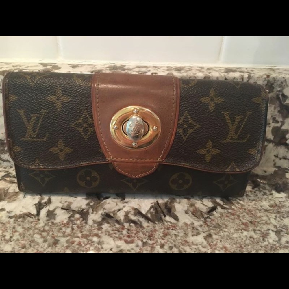 Authentic Louis Vuitton Wallet