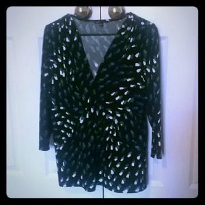 Excellent Office wear over Skirt /Pants