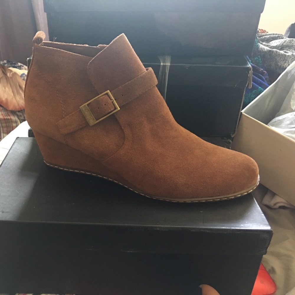 Brand New Never Worn Booties Franco Sarto 10M