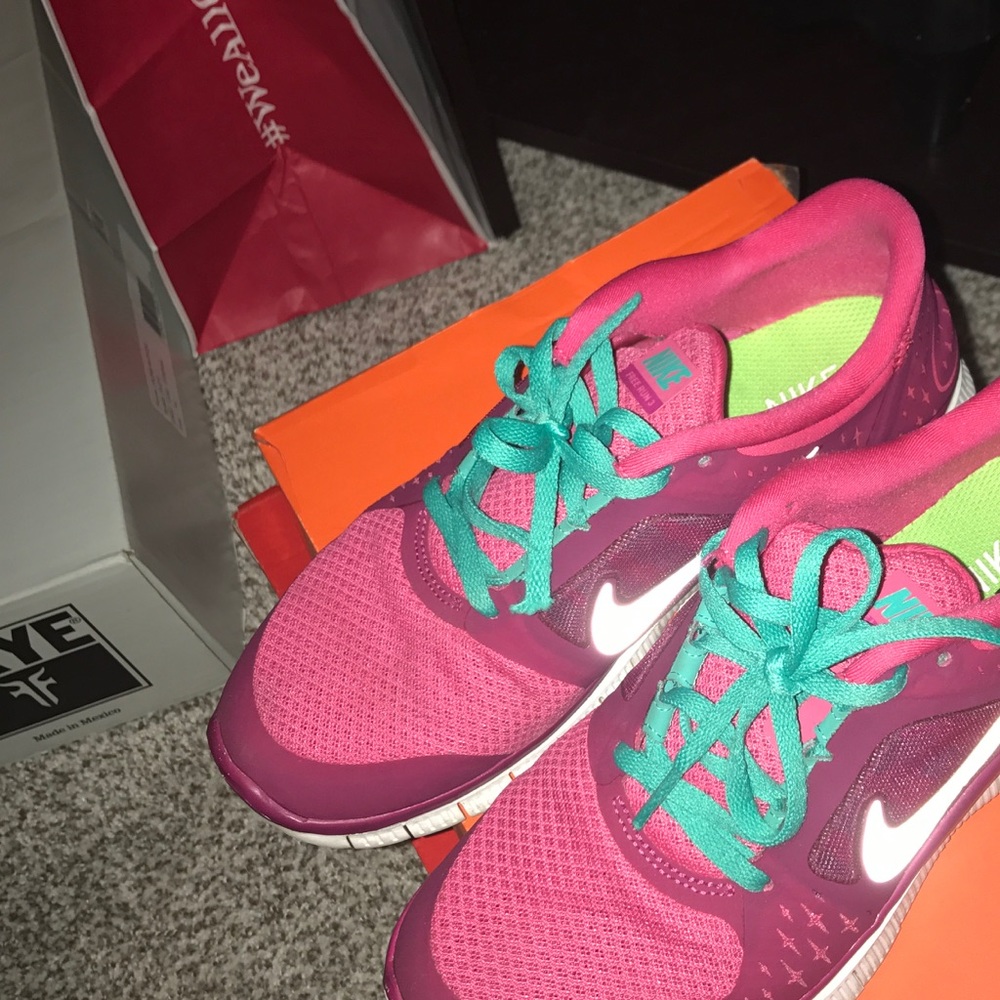 Women's Nike Frees