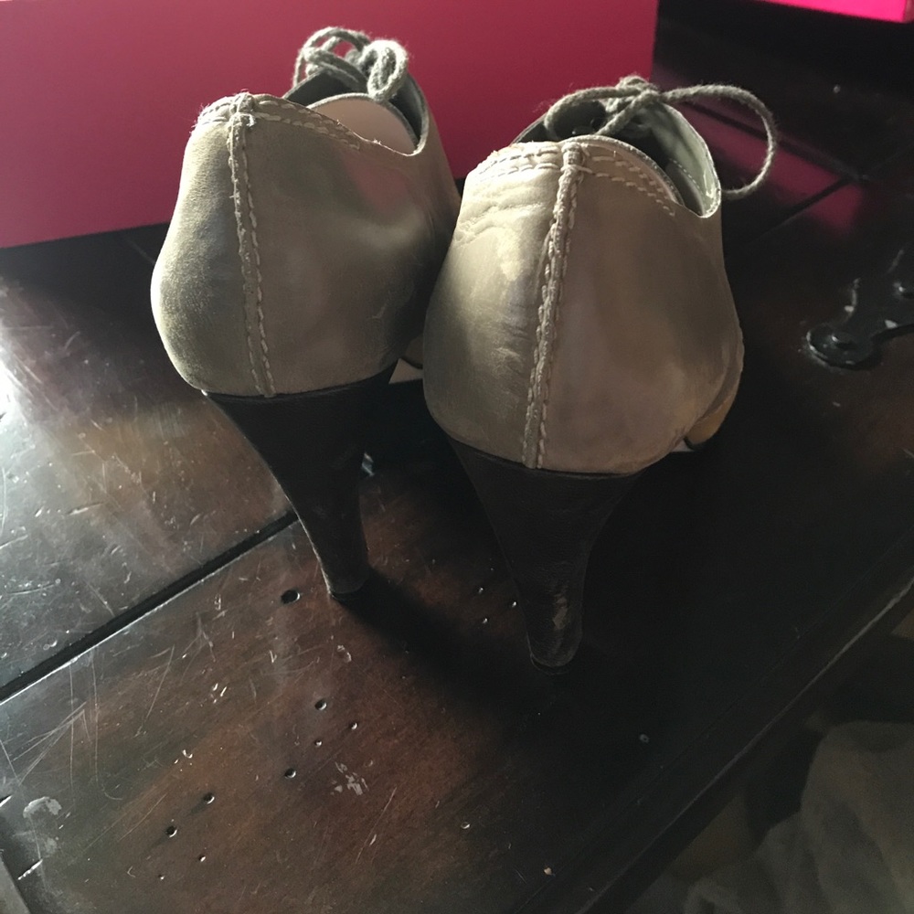 Adorable shoes bought at Anthropology!!! - Picture 3 of 6