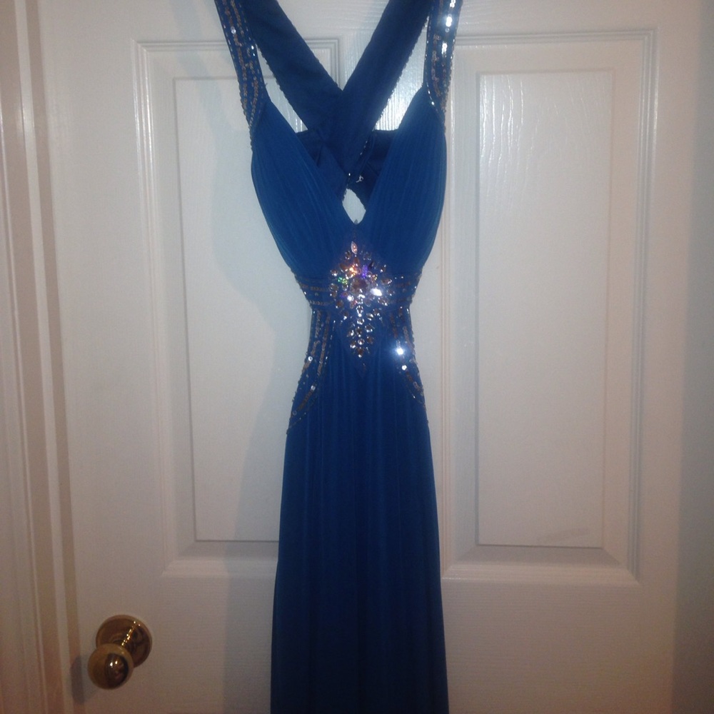 Formal Dress- Hayley Logan 5/6