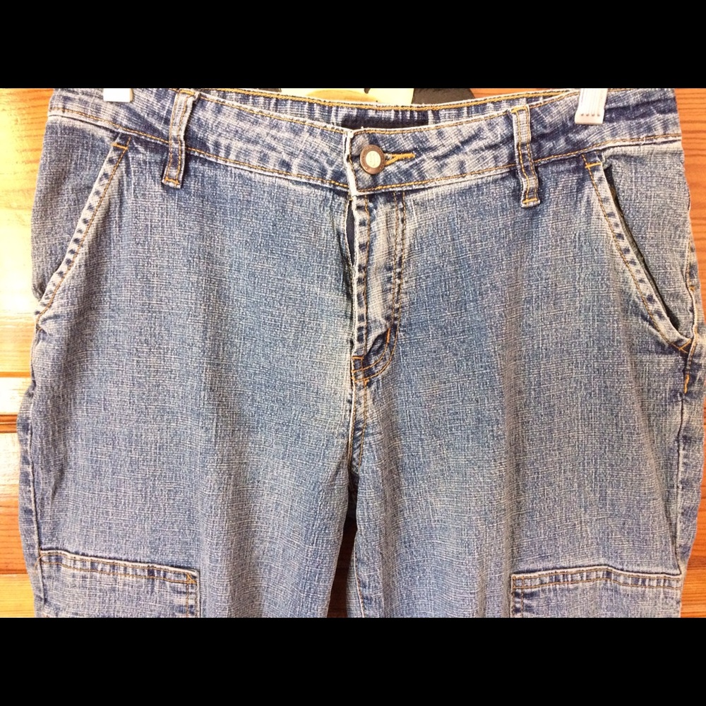 Vintage Jeans with Zipper adornments