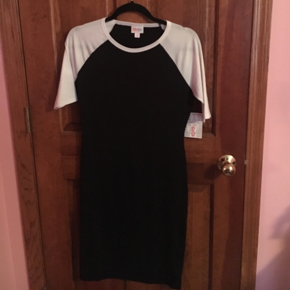 Lularoe NWT Black and White Julia Dress