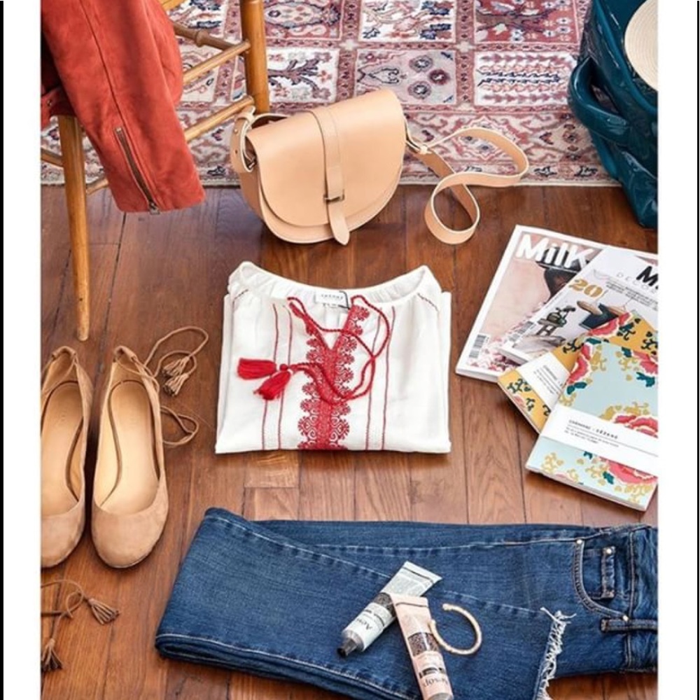 Meet your Posher, Taiana