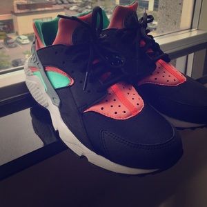 Nike Huraches
