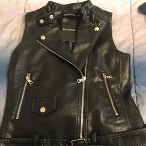 Woman biker black leather vest with tags