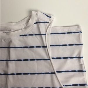 GAP workout muscle tank