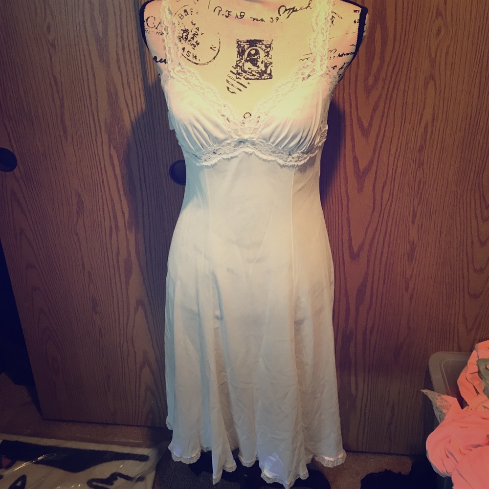 True vintage full slip dress white