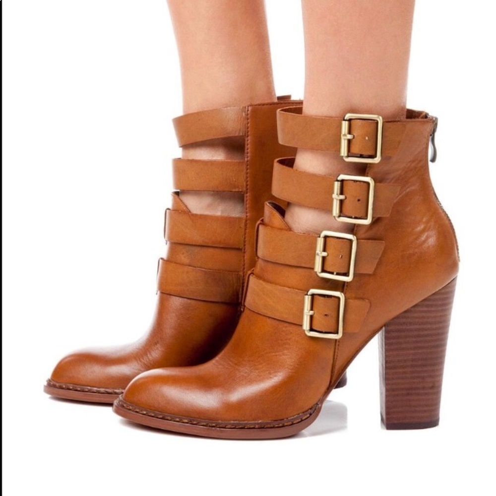 Chinese Laundry buckle booties