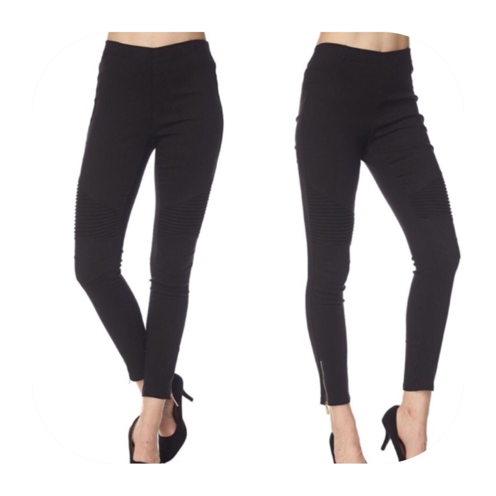 ❄️SOLD❄️ Black Moto Jeggings with Ankle Zipper - Picture 3 of 3