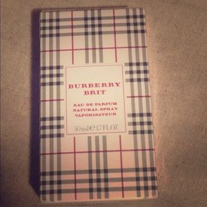 Burberry Britt perfume