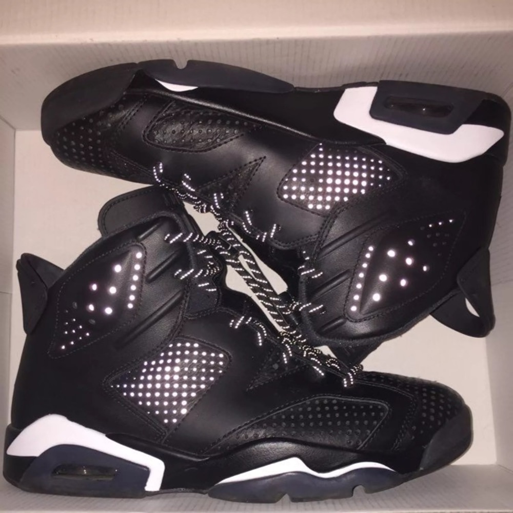 AIR JORDAN 6 RETRO SIZE 9