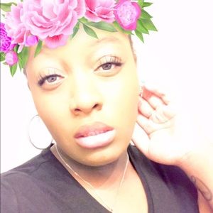 Meet your Posher, Justina