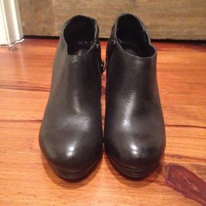 Cynthia Rowley booties