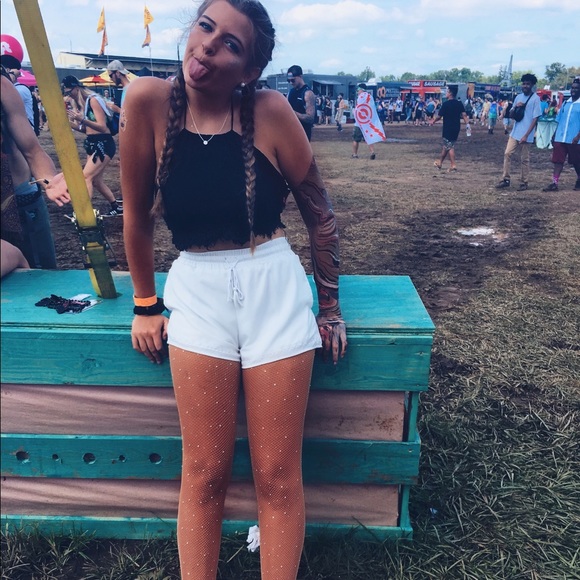 Meet your Posher, Sarah - Picture 1 of 1