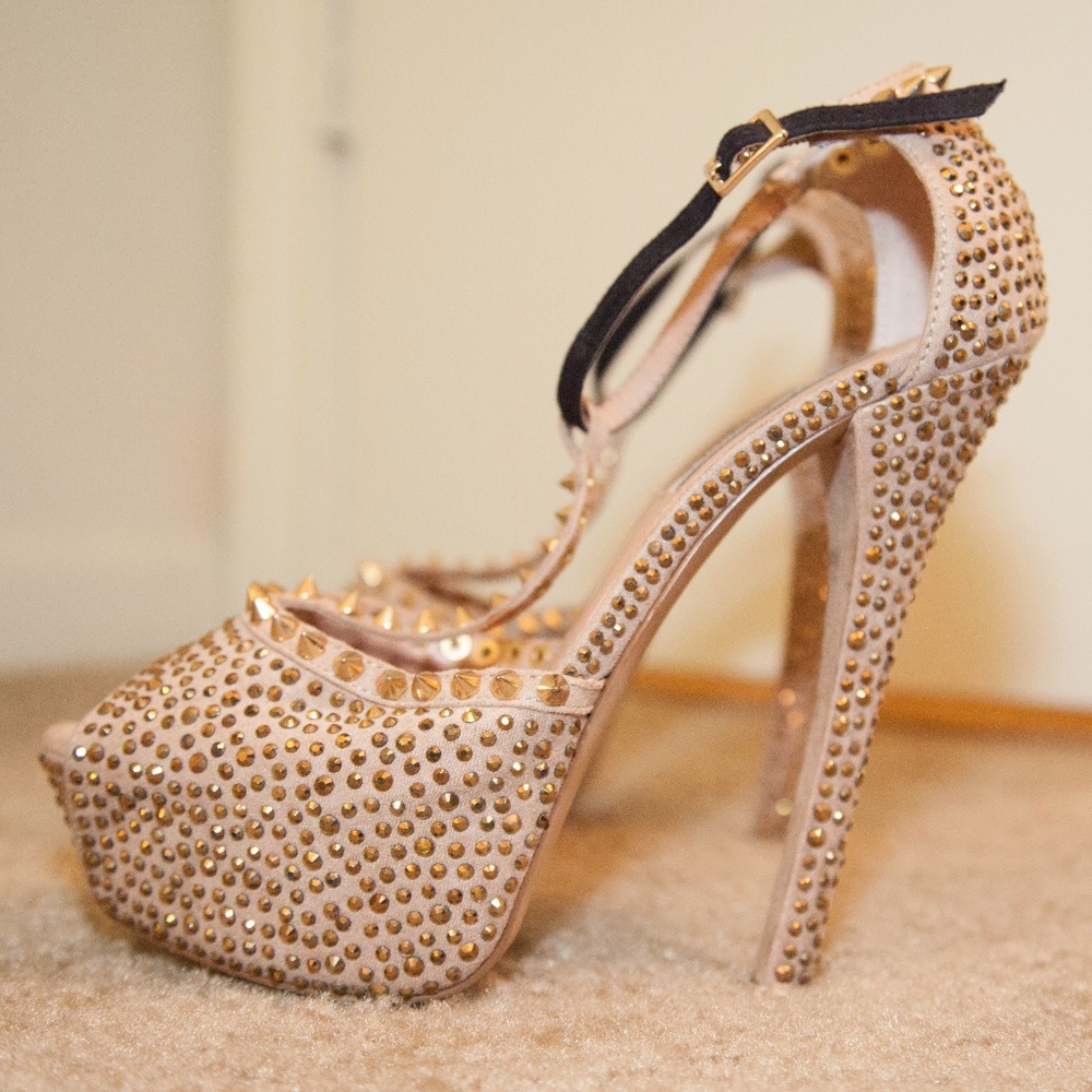 Steve Madden Gold Spike Heels