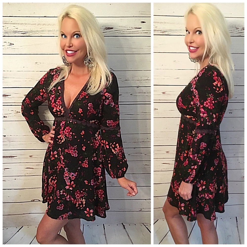 💕 LAST 1💕Fully lined stunning fall Floral dress - Picture 3 of 3