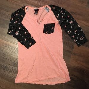 Rue21 XS shirt