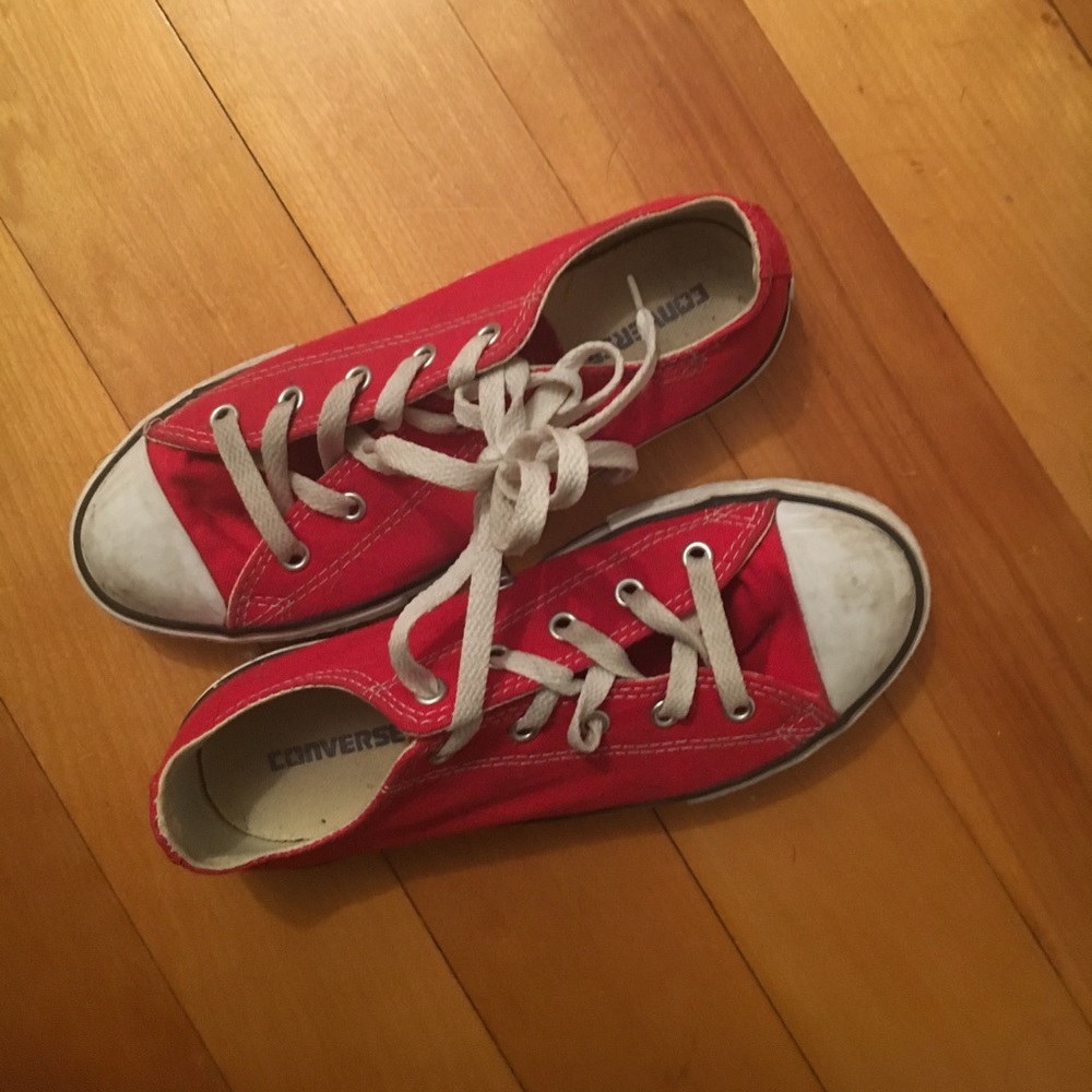 Redish/pink size 3 converse