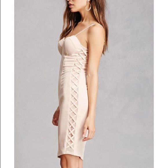 Bustier Side Lace Dress - Picture 3 of 5