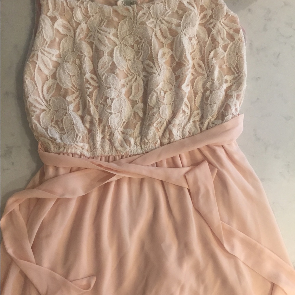 Dress - Picture 3 of 4
