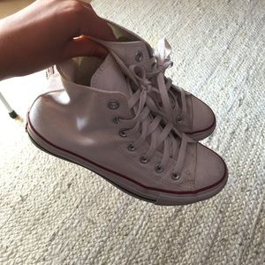 (Barely warn) high top white converse